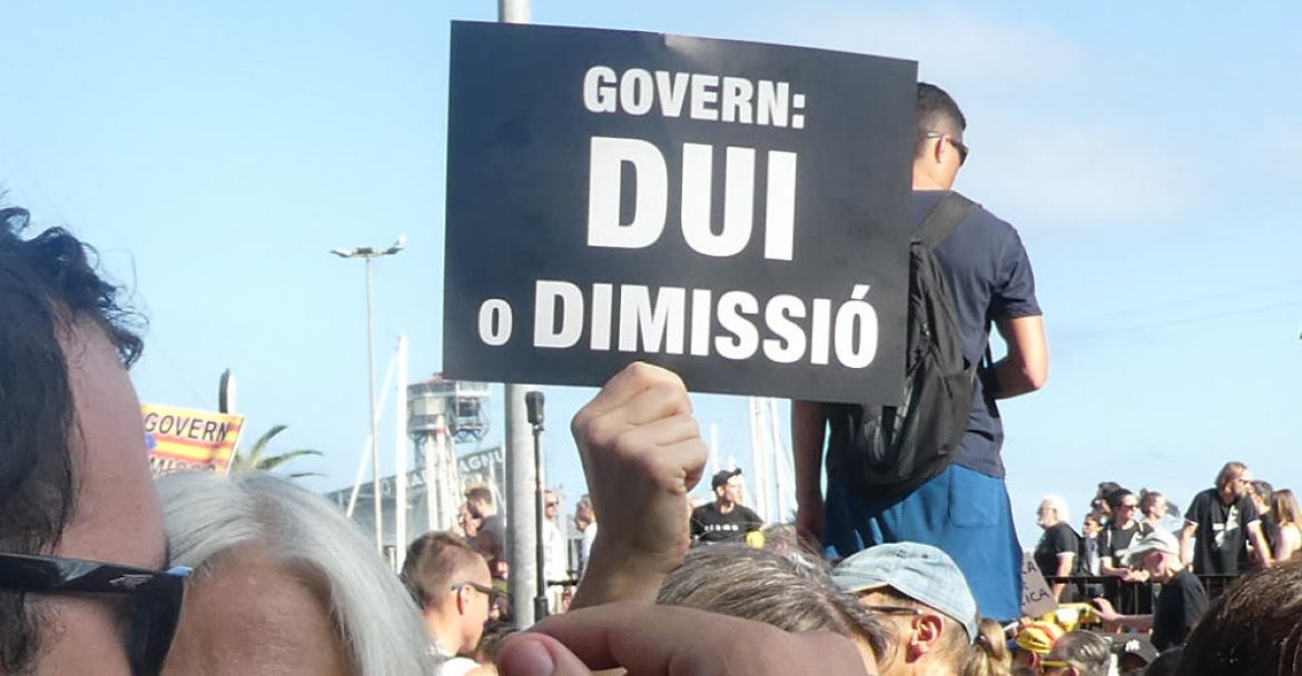 DUI o demissió